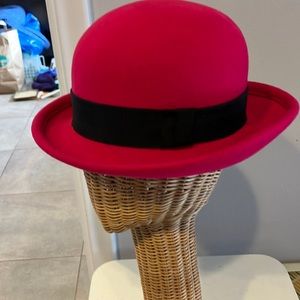 HOT PINK felt wool Doeskin rimmed  hat